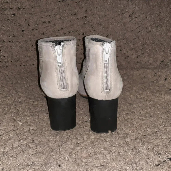 CAMPER-Myriam-Laser Cut Ankle Booties-Tan  Perforated Leather-Sz 35-Excellent - Picture 5 of 7